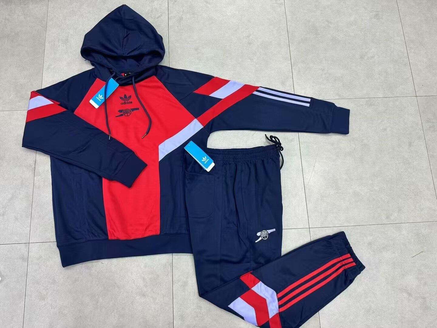 AAA Quality Arsenal 24/25 Hoodie Tracksuit - Red/Navy Blue